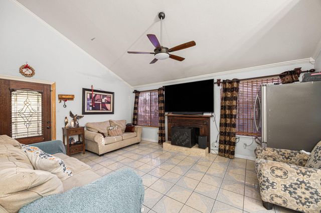 7635 Log Cradle Drive, Houston, TX 77041