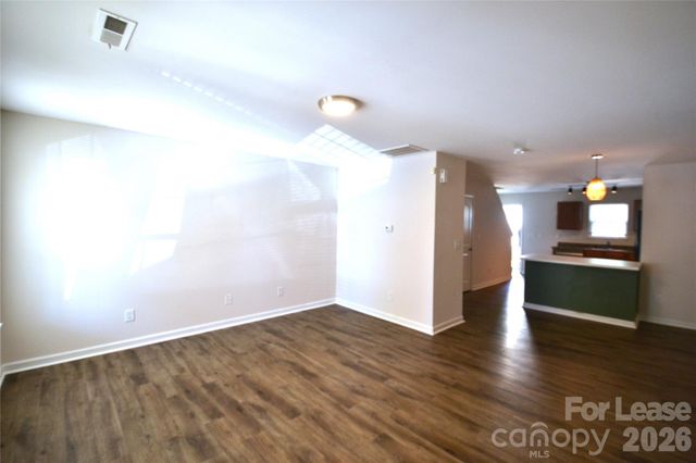 843 Plaza Walk Drive, Charlotte, NC 28215