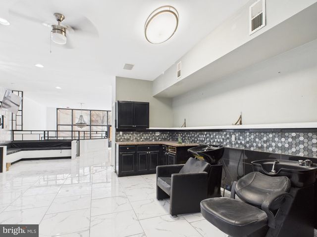 610 S 3RD ST, Philadelphia, PA 19147