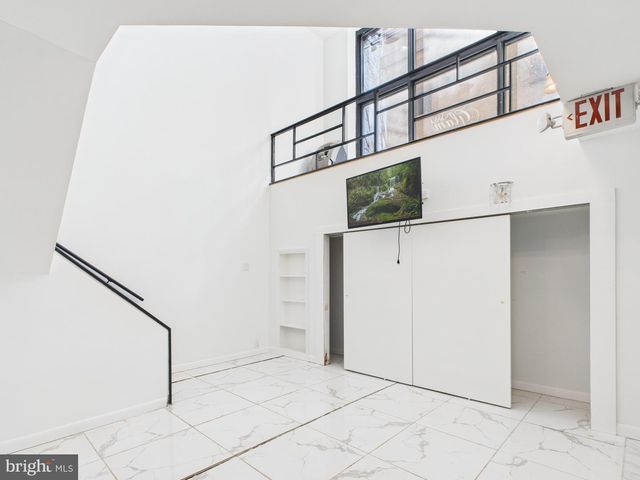 610 S 3RD ST, Philadelphia, PA 19147