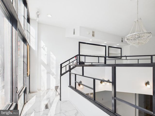 610 S 3RD ST, Philadelphia, PA 19147