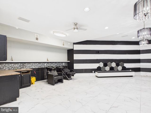 610 S 3RD ST, Philadelphia, PA 19147