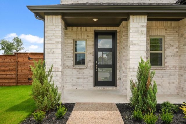 1900 Twisted Tree Lane, Mesquite, TX 75181
