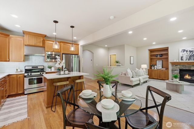 8642 NE 123rd Place, Kirkland, WA 98034