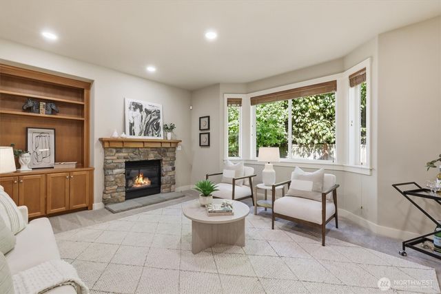 8642 NE 123rd Place, Kirkland, WA 98034