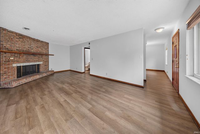 221 S Bosse Avenue, Evansville, IN 47712