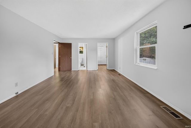 221 S Bosse Avenue, Evansville, IN 47712