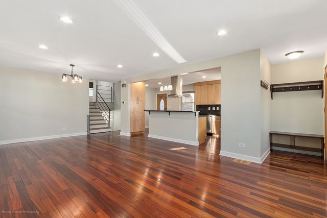 4615 N Maria Court, Chicago, IL 60656