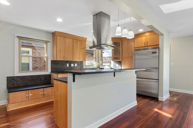 4615 N Maria Court, Chicago, IL 60656