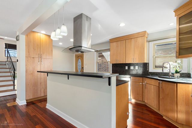 4615 N Maria Court, Chicago, IL 60656