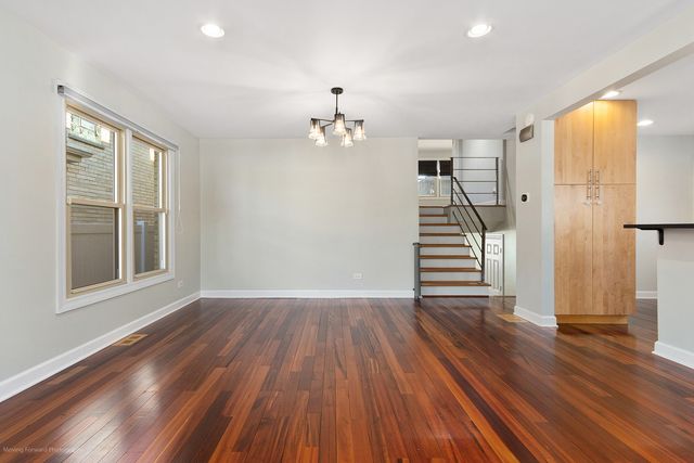 4615 N Maria Court, Chicago, IL 60656