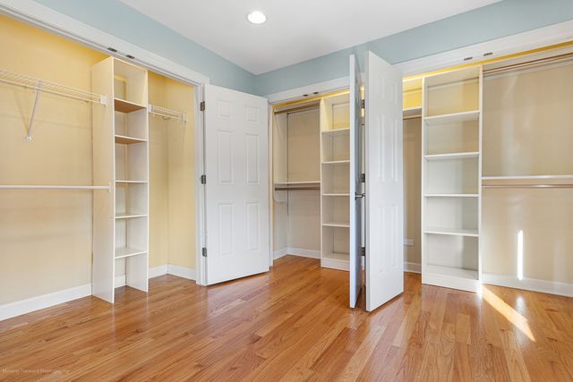 4615 N Maria Court, Chicago, IL 60656