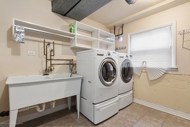 4615 N Maria Court, Chicago, IL 60656