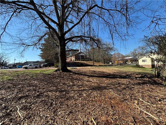 555 Lawrence Street NE, Marietta, GA 30060