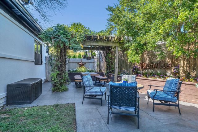 301 Mercury Dr, Franklin, TN 37064