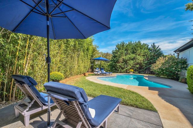 301 Mercury Dr, Franklin, TN 37064