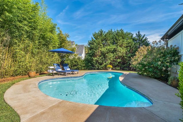 301 Mercury Dr, Franklin, TN 37064