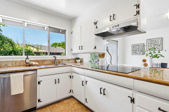1549 Belleville Way, Sunnyvale, CA 94087