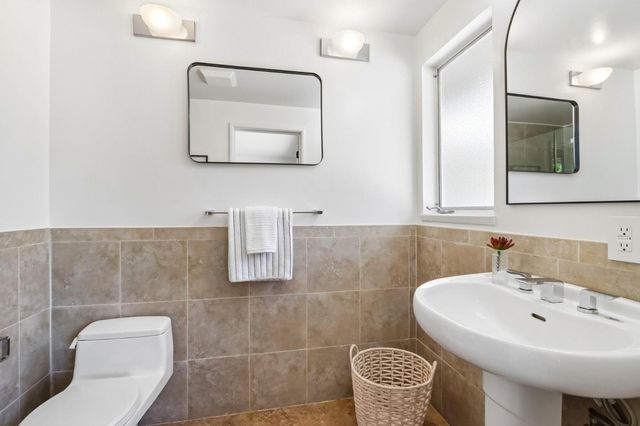 1549 Belleville Way, Sunnyvale, CA 94087