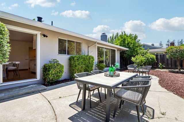 1549 Belleville Way, Sunnyvale, CA 94087