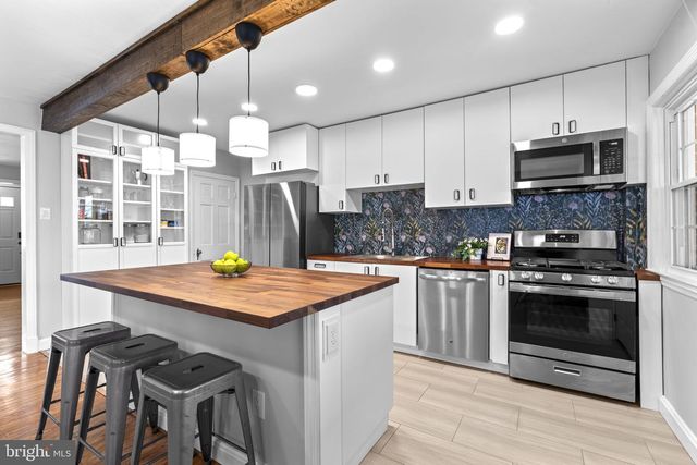 331 WHITFIELD RD, Baltimore, MD 21228