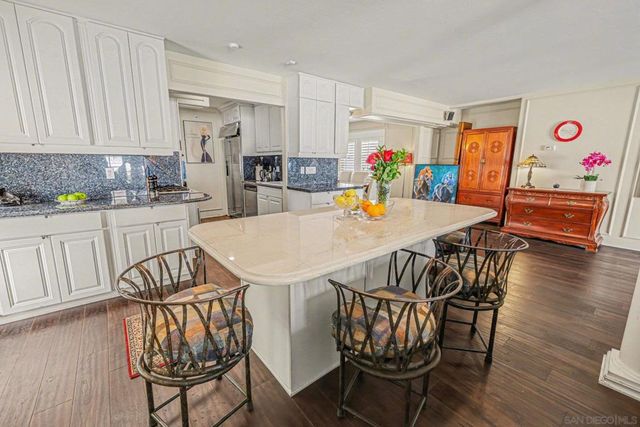 4682 Vista Street, San Diego, CA 92116