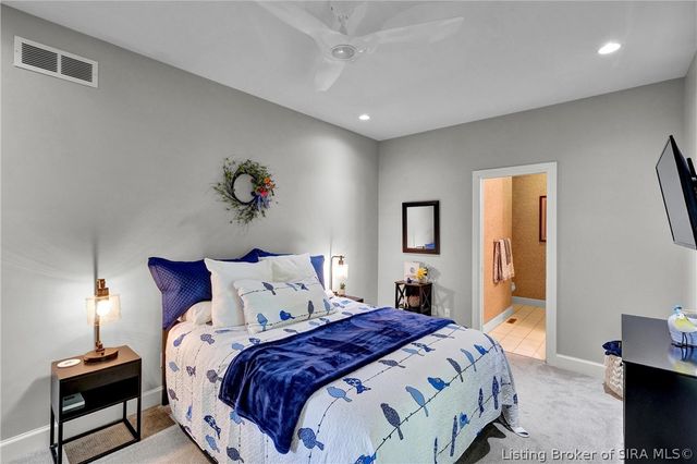 3257 Lands End, New Albany, IN 47150