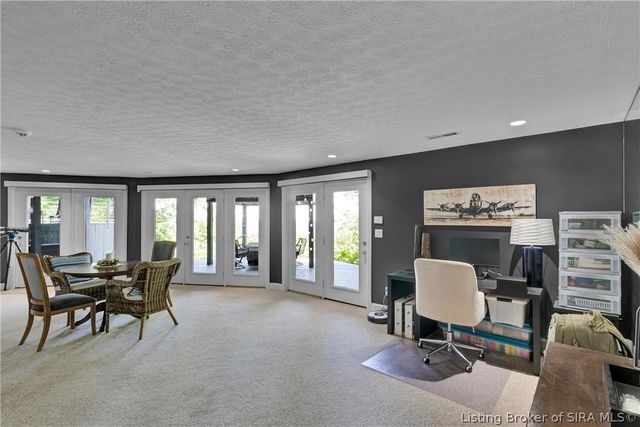 3257 Lands End, New Albany, IN 47150
