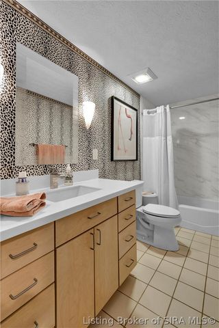 3257 Lands End, New Albany, IN 47150