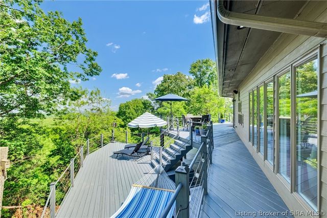 3257 Lands End, New Albany, IN 47150
