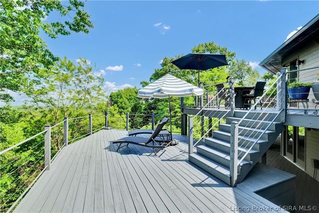 3257 Lands End, New Albany, IN 47150