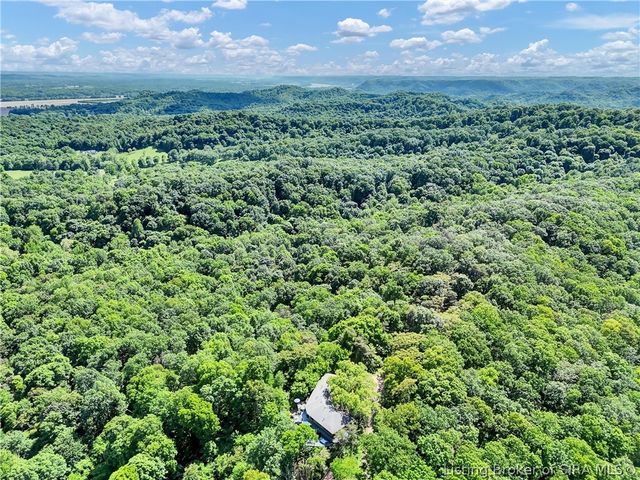 3257 Lands End, New Albany, IN 47150