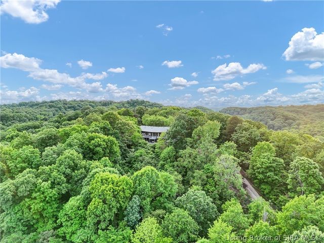 3257 Lands End, New Albany, IN 47150