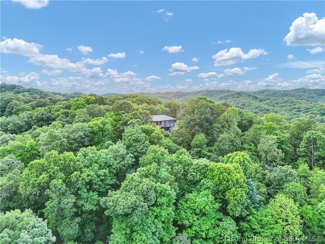 3257 Lands End, New Albany, IN 47150
