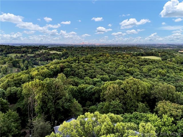 3257 Lands End, New Albany, IN 47150