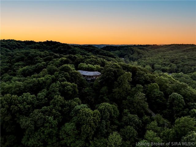 3257 Lands End, New Albany, IN 47150