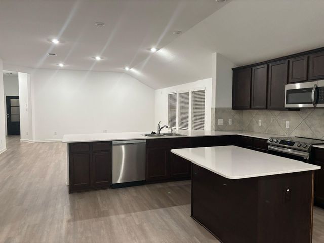 3731 Homestead Ridge Lane, Richmond, TX 77406