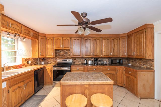 4307 WESTHILLS Trail, Amarillo, TX 79106