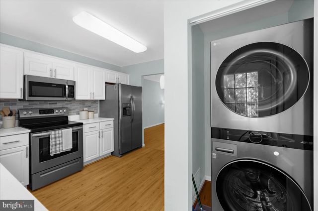 817 MERRY GO ROUND WAY, Mount Airy, MD 21771