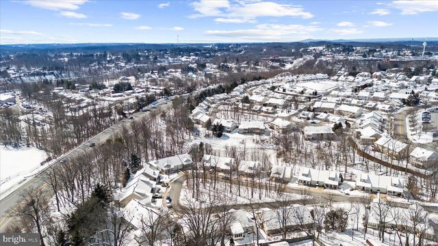 817 MERRY GO ROUND WAY, Mount Airy, MD 21771