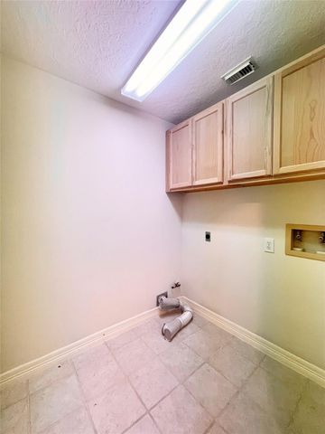 8910 Driftstone Drive, Spring, TX 77379