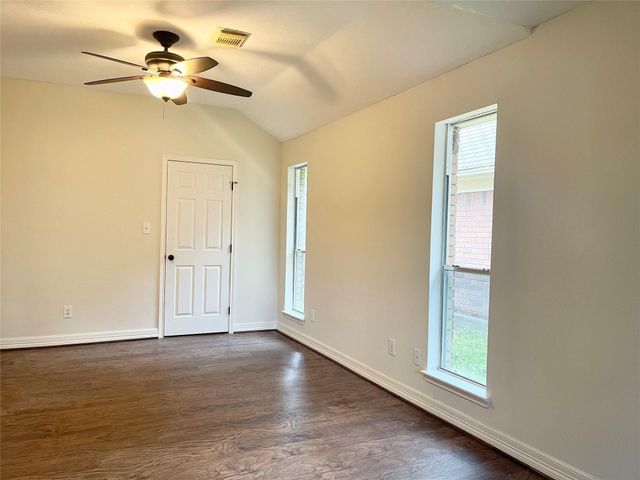 8910 Driftstone Drive, Spring, TX 77379