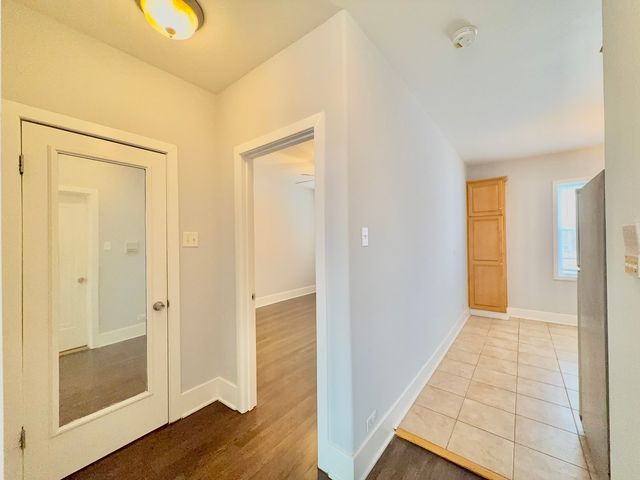 6409 23rd Street 8, Berwyn, IL 60402