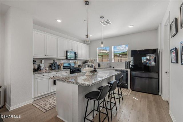 534 Mulberry Lane, Fillmore, CA 93015