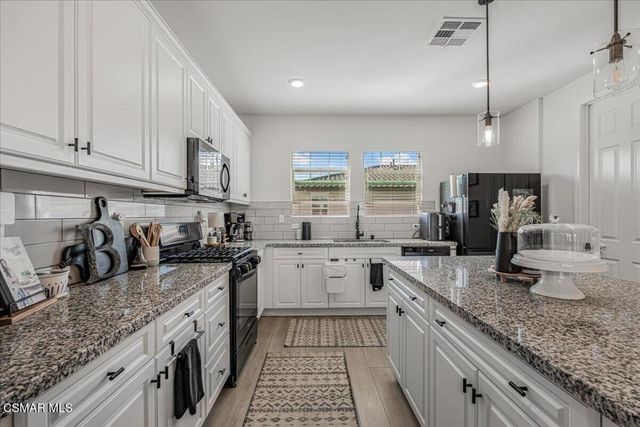 534 Mulberry Lane, Fillmore, CA 93015