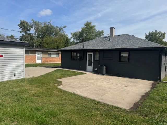 363 Minocqua Avenue, Park Forest, IL 60466