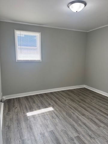 363 Minocqua Avenue, Park Forest, IL 60466