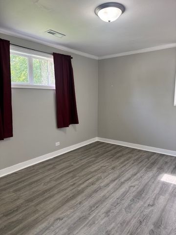 363 Minocqua Avenue, Park Forest, IL 60466