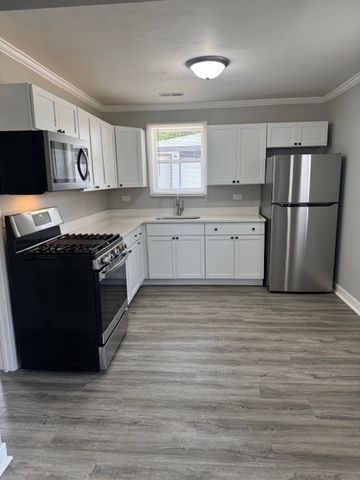 363 Minocqua Avenue, Park Forest, IL 60466