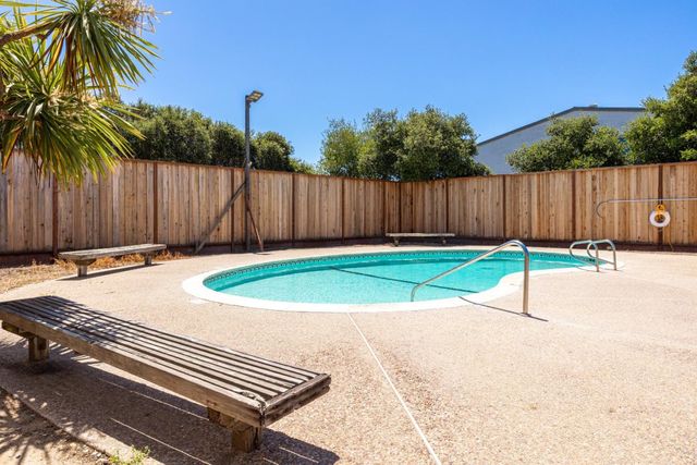 246 Crestview Drive, Watsonville, CA 95076